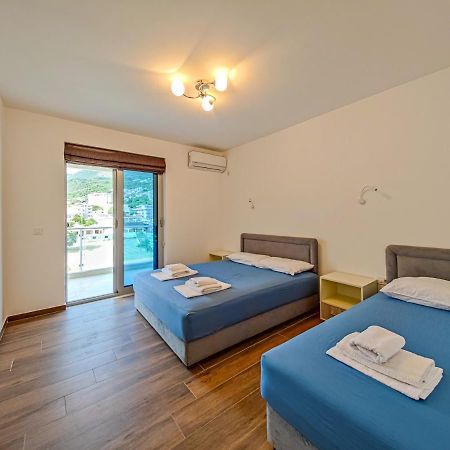 Apartment Plavo Nebo Dobra Voda Eksteriør billede